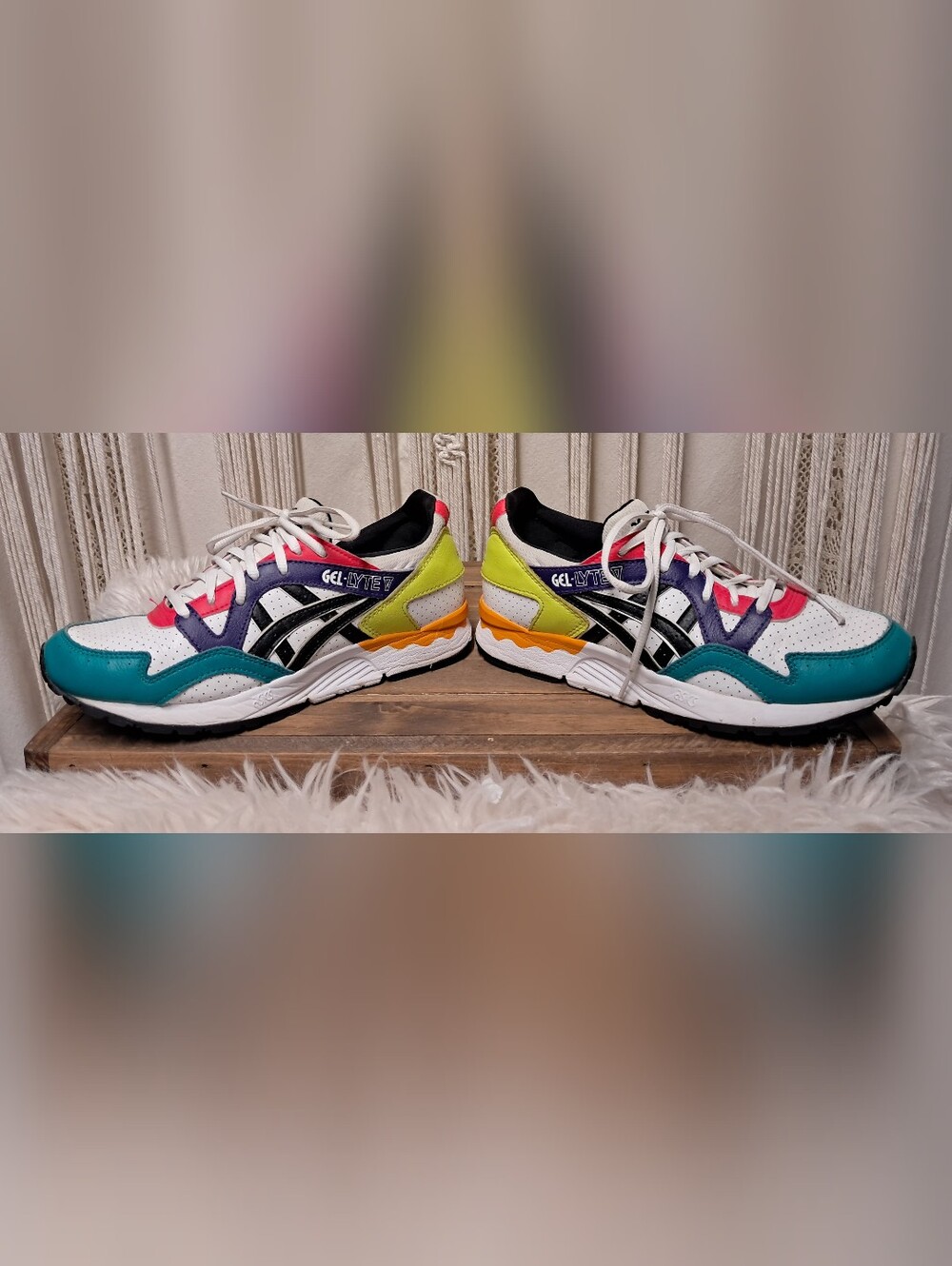ASICS Gel-Lyte V White Multi-Color Sneaker Size 7.5 - Picture 3 of 8